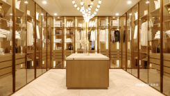 1227 Roberto Ln